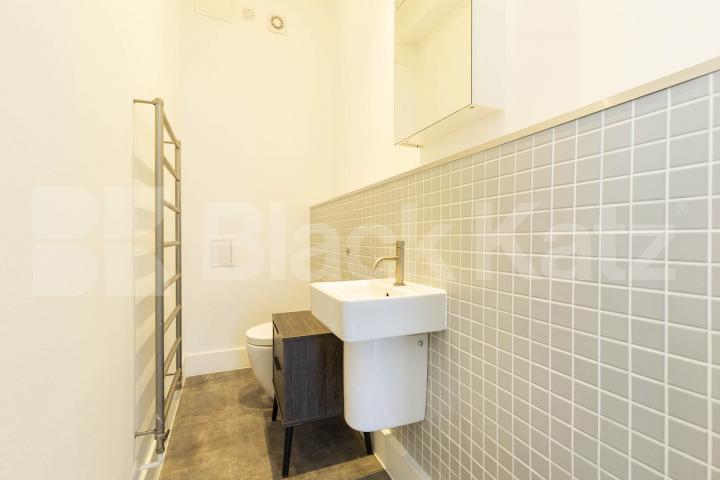 Superb 2 bedroom warehouse conversion located in a prime central location Great Sutton Street , Clerkenwell